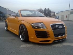 Audi TT neu 013.jpg